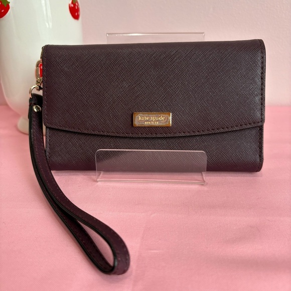 Kate Spade Dark Plum Laurel Way Wristlet Wallet - Picture 1 of 13